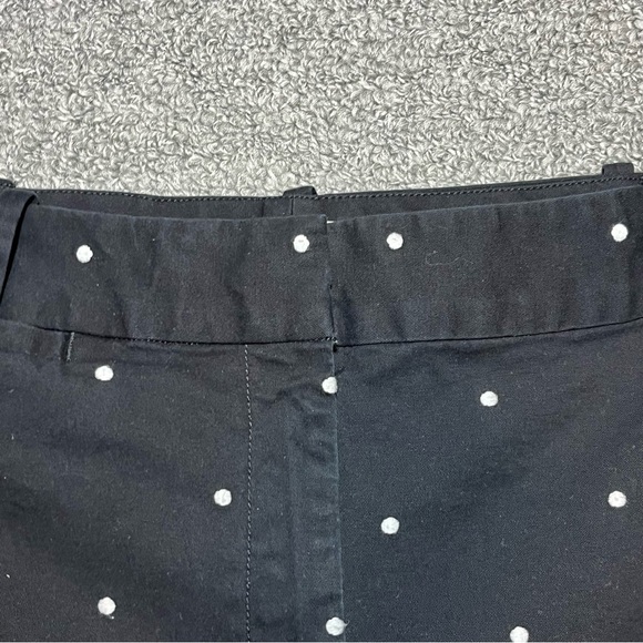 Talbots Polka Dot Chino Shorts Womens Size 10 Black Mid Rise Casual - Picture 3 of 9